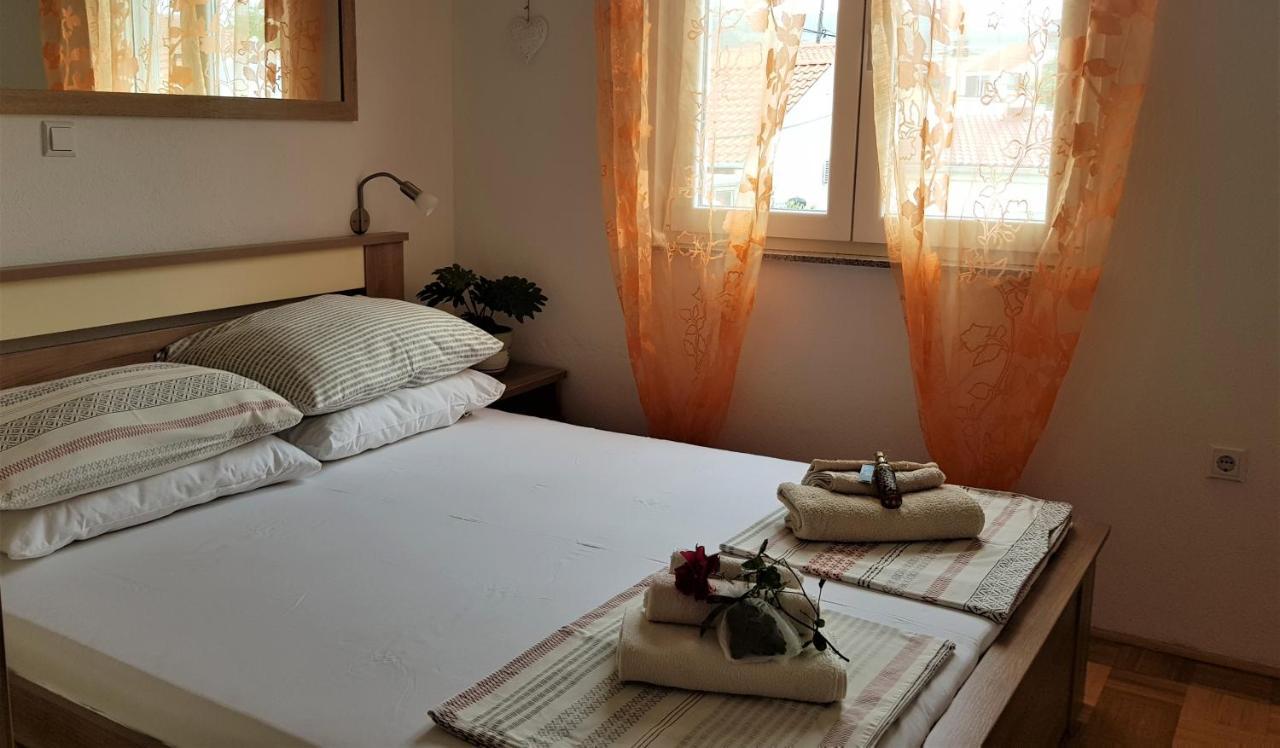 Apartmani Villa Lilliana Tribalj Exterior foto