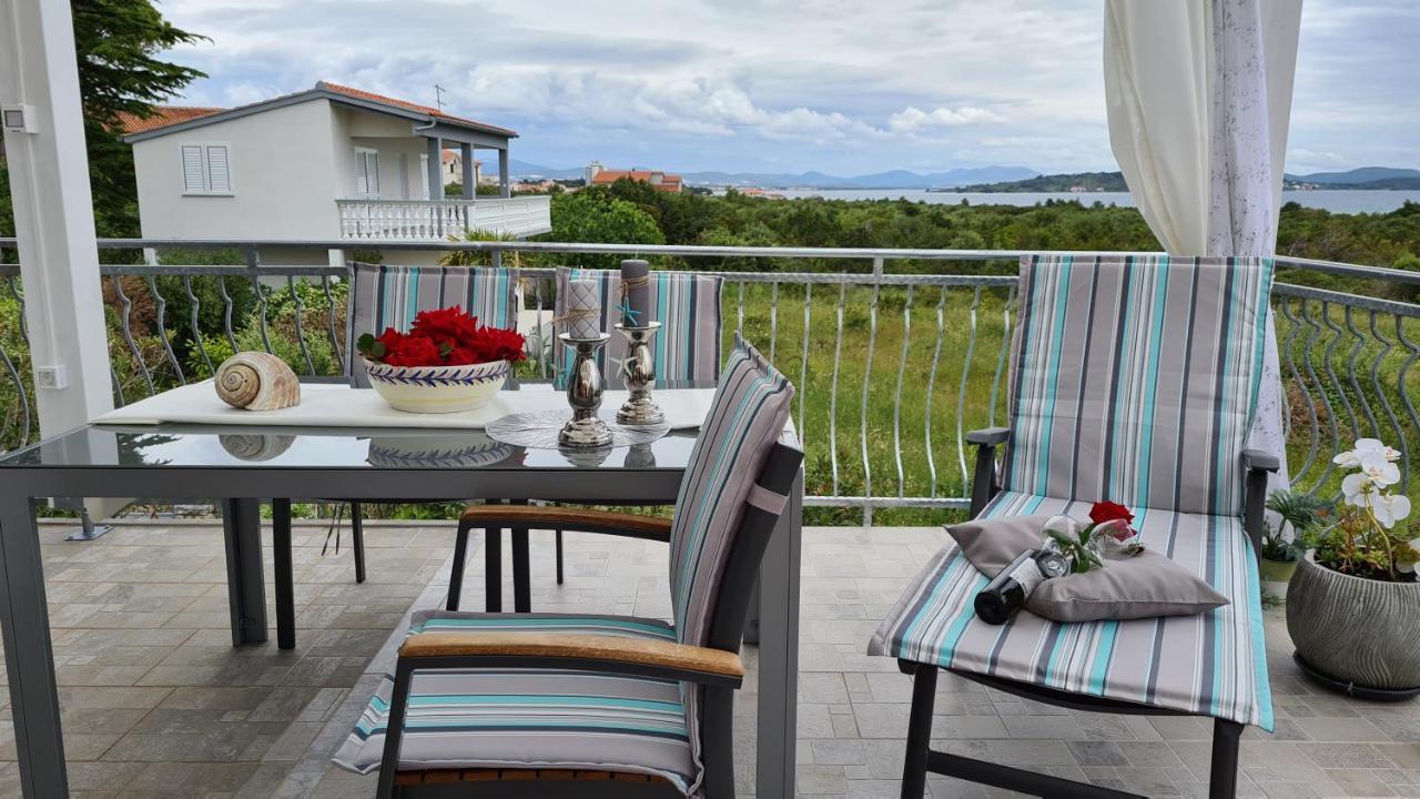 Apartmani Villa Lilliana Tribalj Exterior foto
