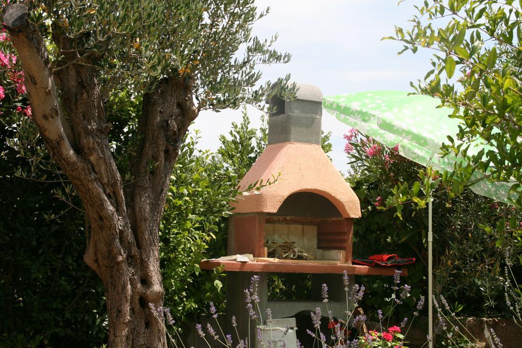 Apartmani Villa Lilliana Tribalj Exterior foto